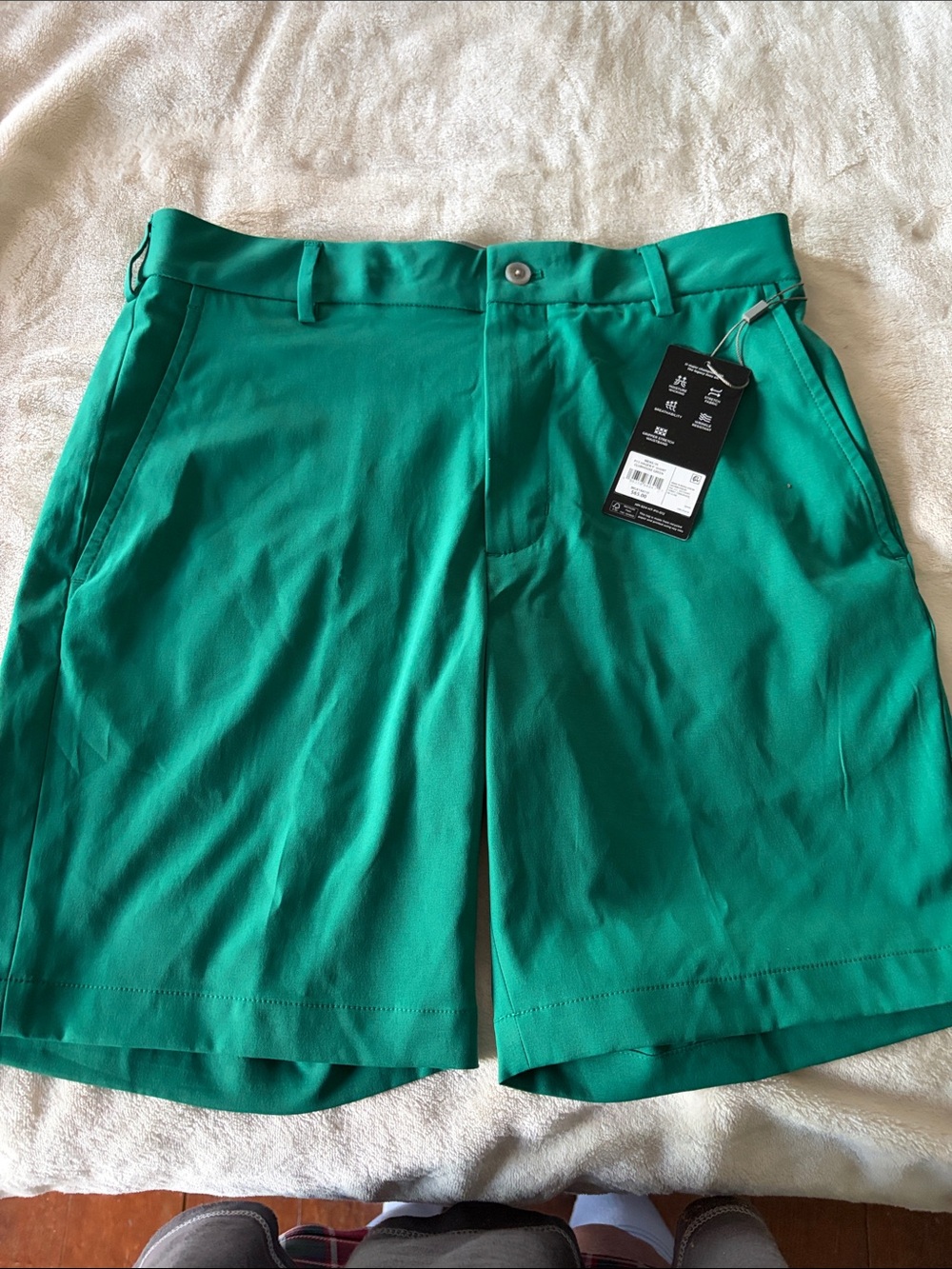 Walter Hagen Teal-Green Flat-Front Men’s Golf Shorts